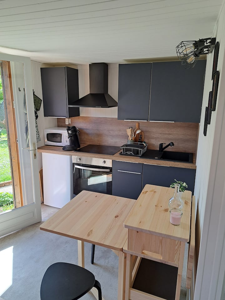 Chalet/studio 22 M2 Avec Beau Jardin Privatif - ibis budget Lisieux