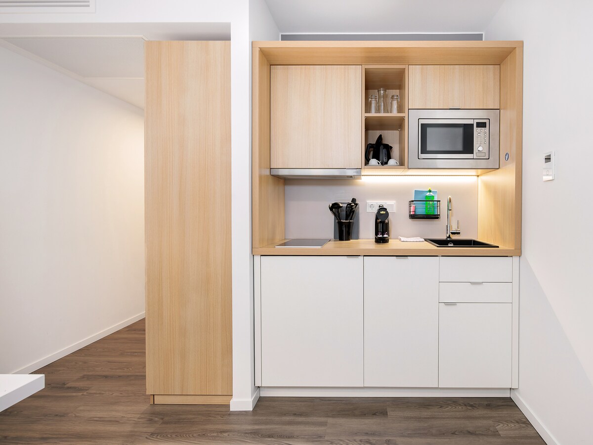 Top Airbnb: smartments: Temporary home - Studio in Hamburg in Hamm
