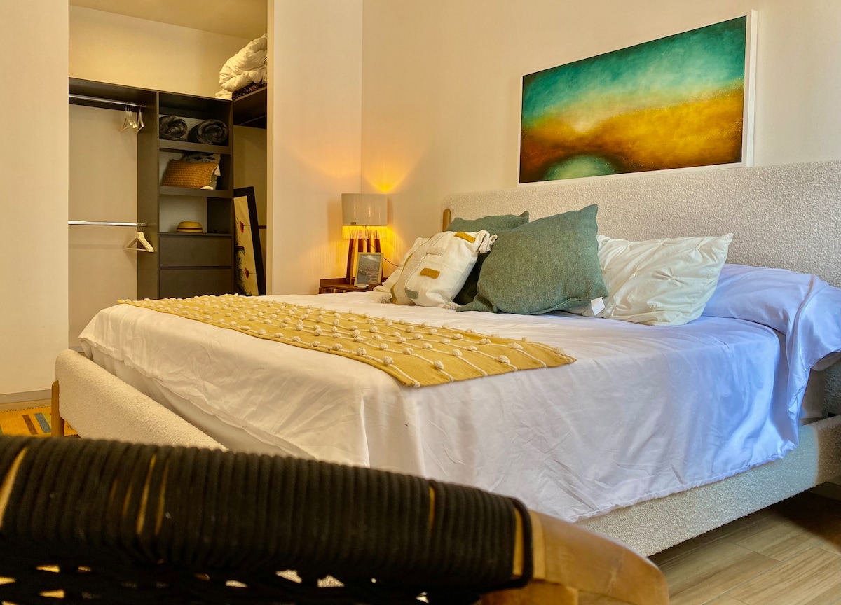 Recámara principal con aire acondicionado 