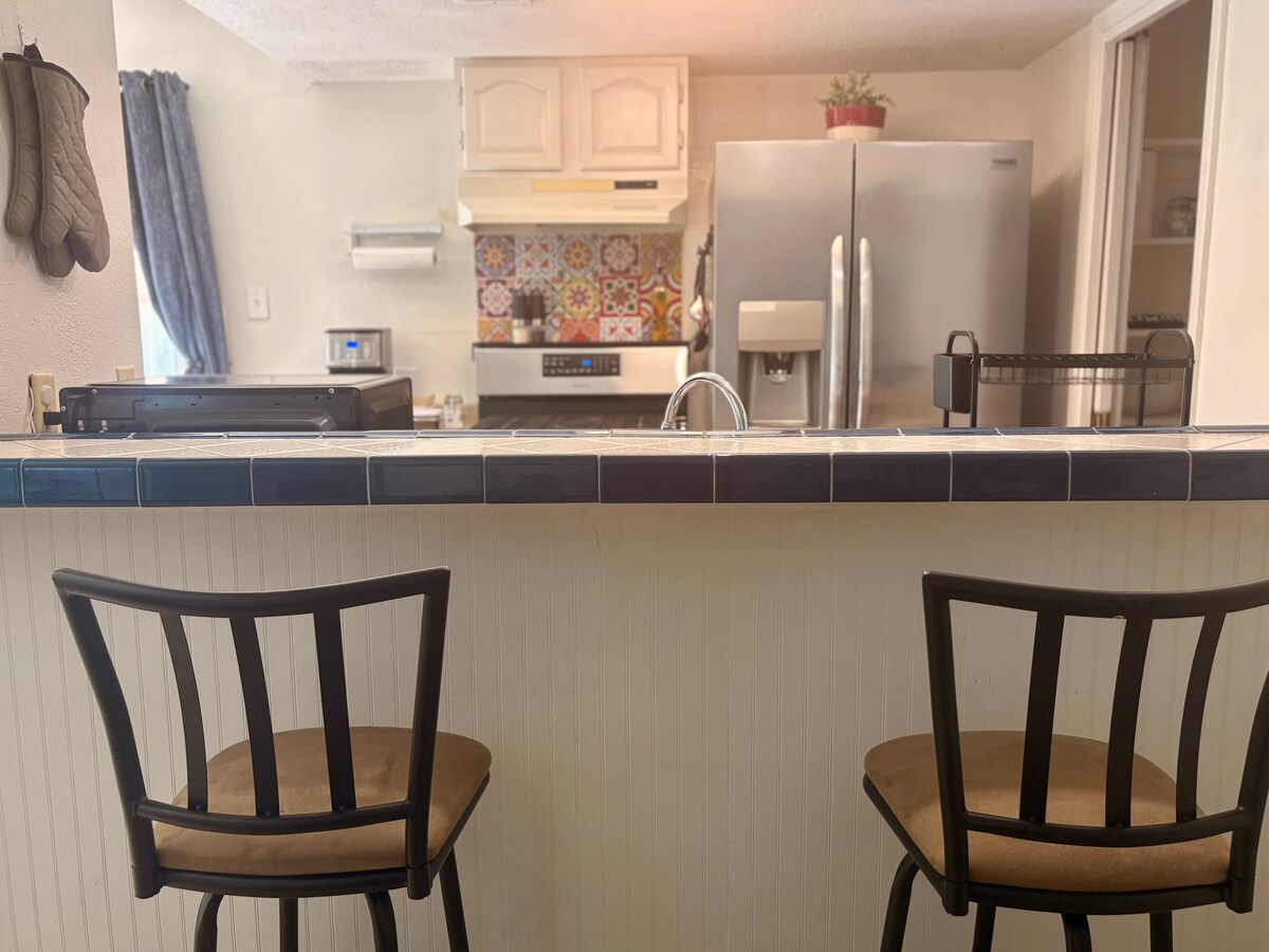 [Sep deals!] Cozy East Austin Oasis, no pet fee