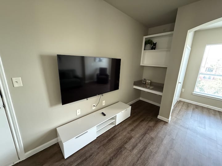 Cozy, Modern Apt Home 435 - Pflugerville, TX
