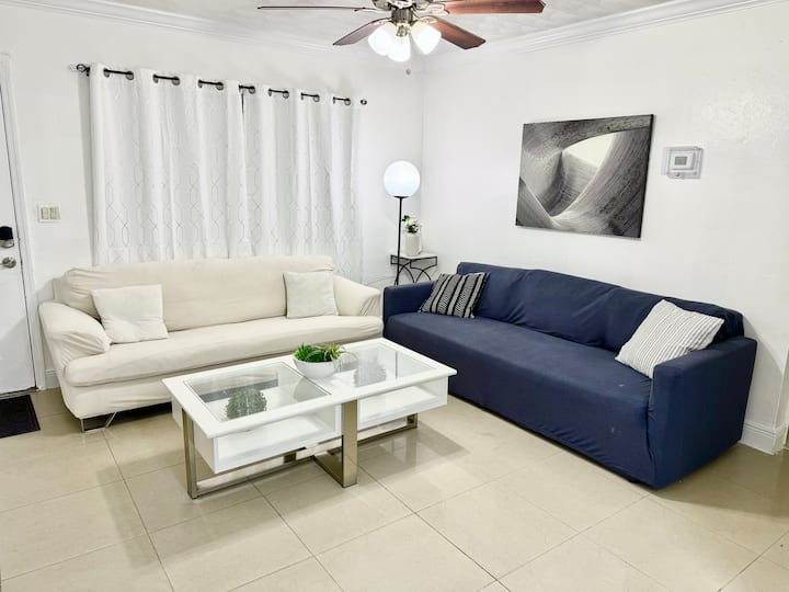 Private Room #8 Near Hard Rock H4 - Miramar, FL