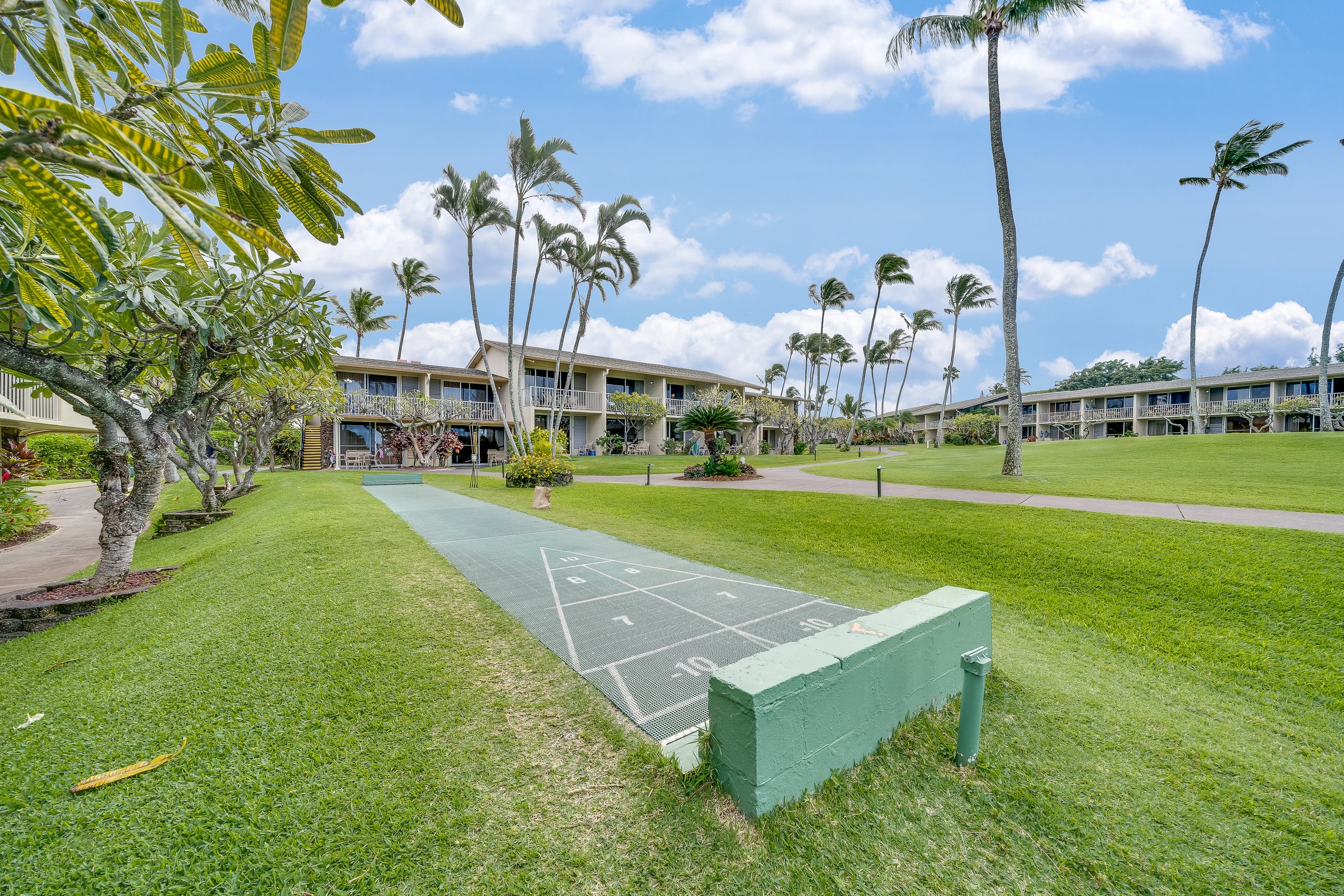 Condo in Lahaina · ★4.64 · 1 bedroom · 2 beds · 1 bath - Image 48