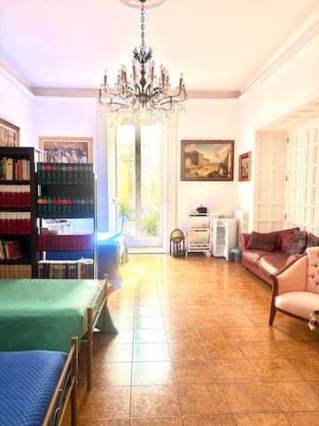 Napoli Centro Antico 77 b&b