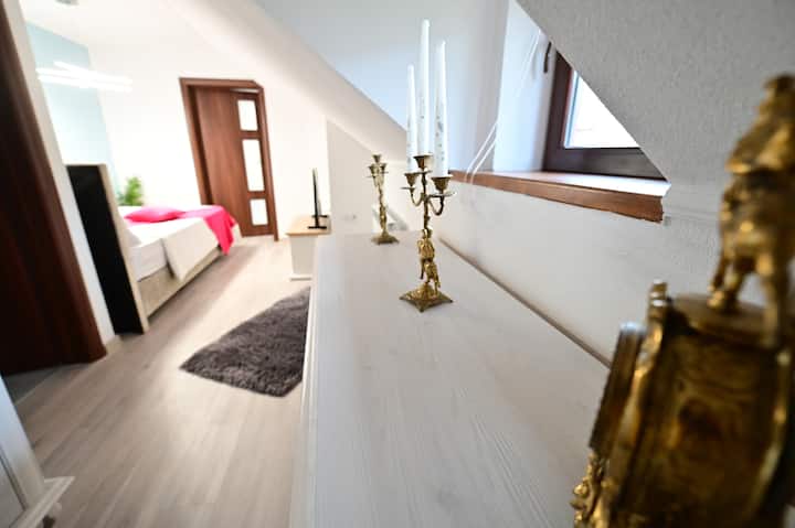 Flh - Jo Central Apt - Family Retreat - 시비우