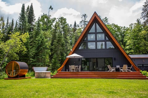 TreeTops Ayframe, Supersized AFrame on the River w