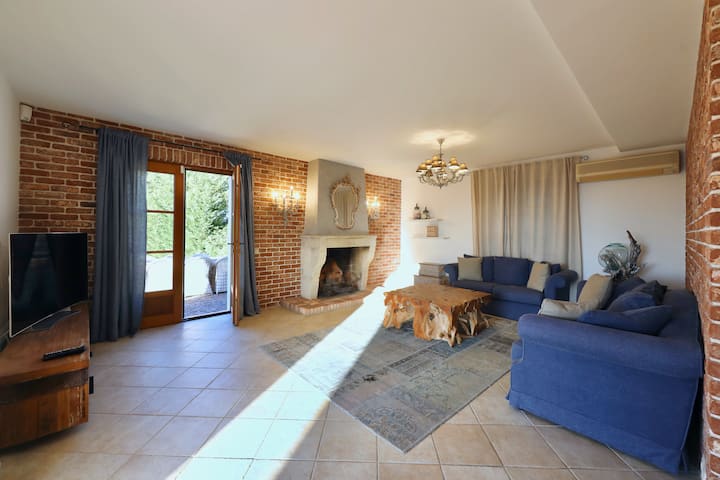 Villa Avec Vue Mer Proche De Saint-tropez - Gassin