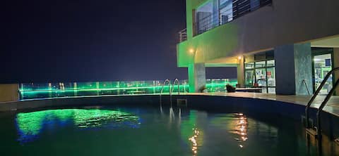 6 Br Penthouse 2 Lounges