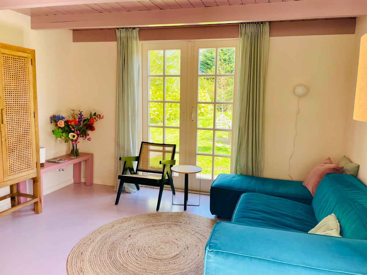 Popular Airbnb listing: Dune & Forest in Noord Holland