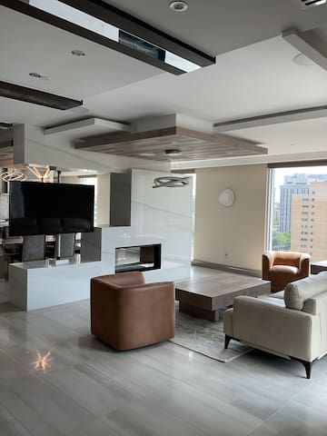 Floyd Penthouse | Private rooftop terrace