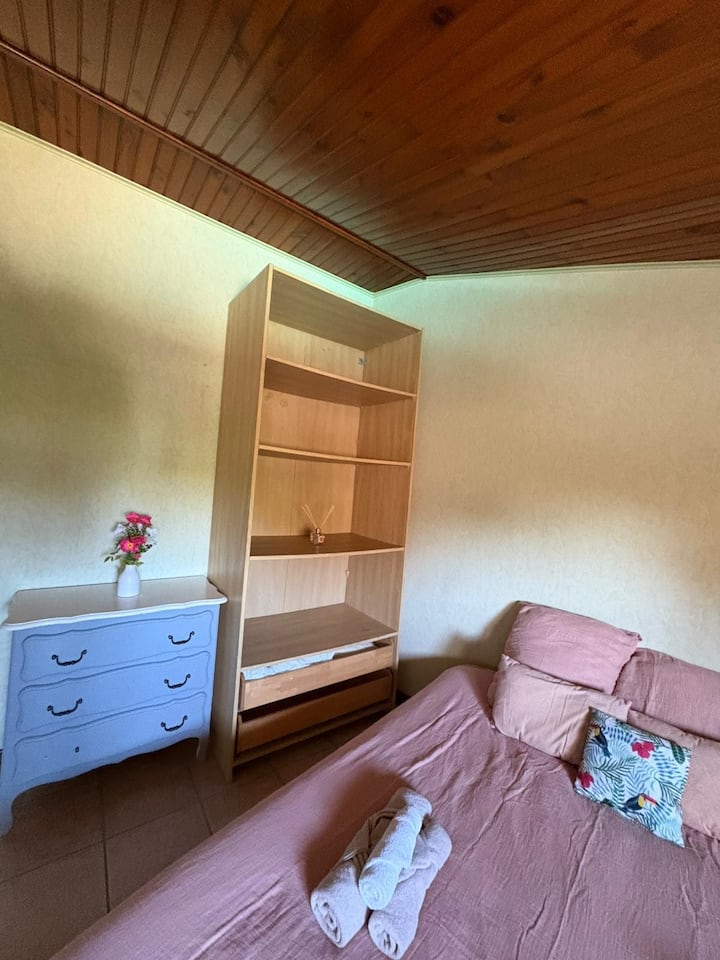 Dhomë gjumi 2