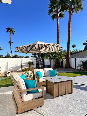 Casa Serena•Luxe Spacious Home•Close to the Strip gallery image 3