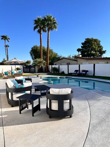 Casa Serena•Luxe Spacious Home•Close to the Strip gallery image 5