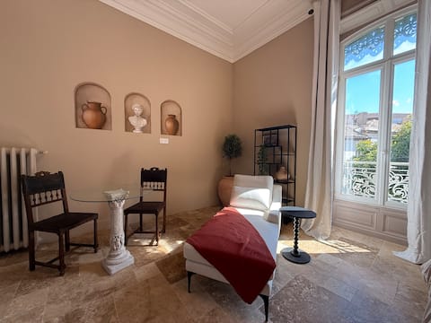Airbnb performant: Domus Romana - Downtown (Arena) à Nîmes