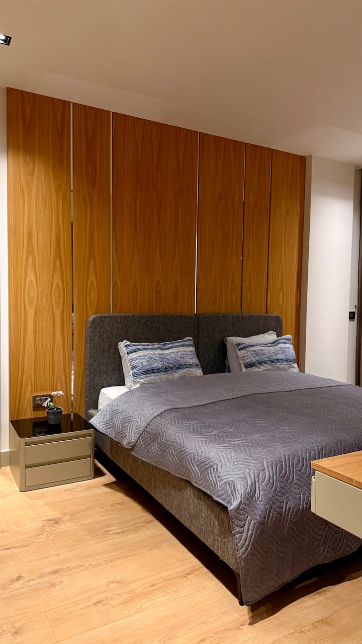 غرفة النوم 1