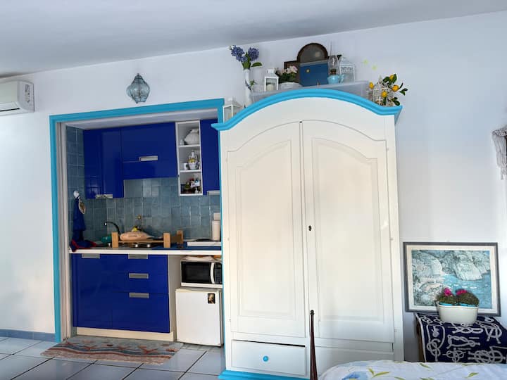 Attico Del Cuore Romantic Seafront Penthouse - Praiano