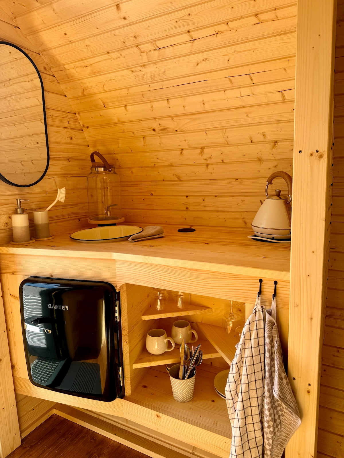 Top Airbnb: Black Forest barrels with a view in Schluchsee