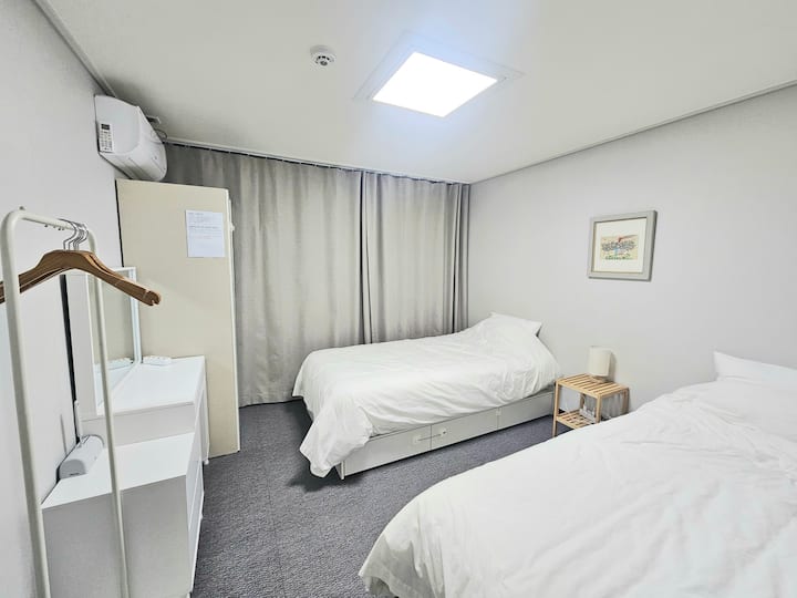 غرفة النوم 1