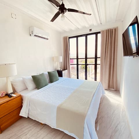 San José del Cabo Airport Luna Room