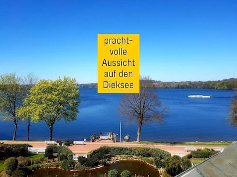 Great holiday apartment on Dieksee with lake views