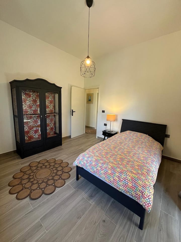 غرفة النوم 2