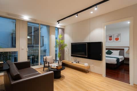 XOI Saka2 2BR-65m ² | Balcony | Lakeside | Kitchen @CBD
