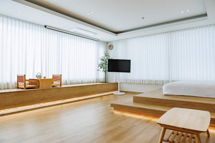 Next To Coex /120” Projector For Movie Nights - Séoul