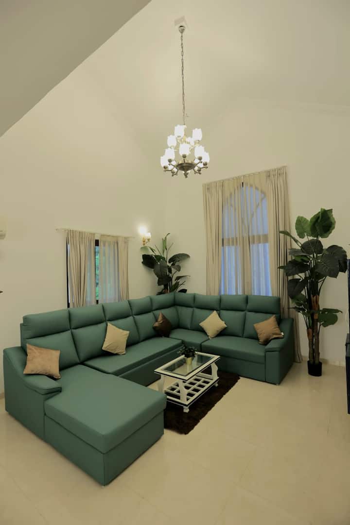 Living room image 1