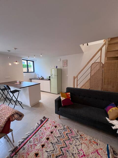 Popular Airbnb listing: Waikiki Family Homestay in Saint Palais Sur Mer