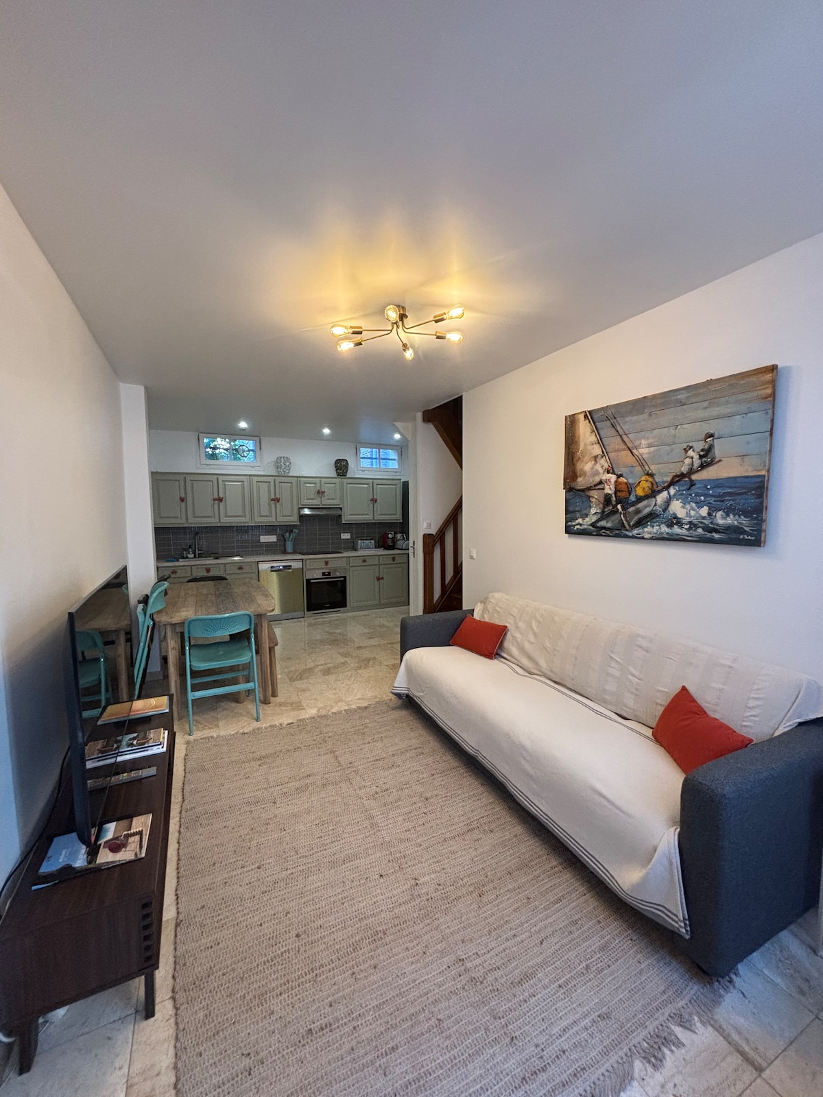 Popular Airbnb listing: Fishermen's house Hypercentre for 2 to 6 guests in Trouville Sur Mer