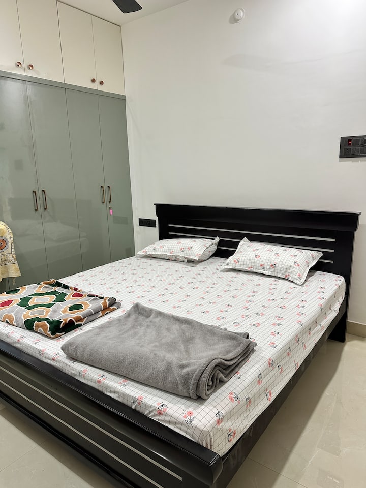 საძინებელი 2