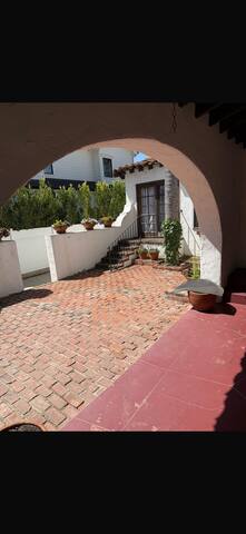 Enchanting Spanish home in Brentwood gallery image 4