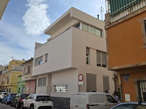 Airbnb con mejor rendimiento: Huelin Playa Family House by Del Parque Flats en Huelin