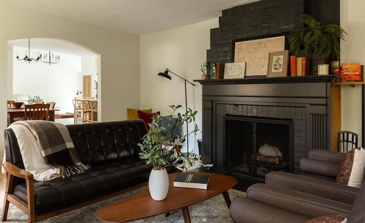 Maple & Slate Retreat • Near Downtown & Vols Games - Knoxville, TN