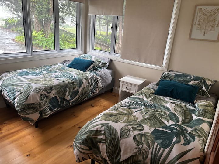 Djeci će biti lijepo i udobno u drugoj spavaćoj sobi s dva odvojena kreveta 