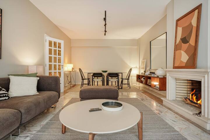 Style, Comfort, in a Prime Location (2 balconies)