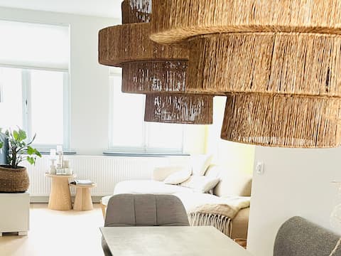 Atmospheric luxury upstairs apartment - outlet Roermond