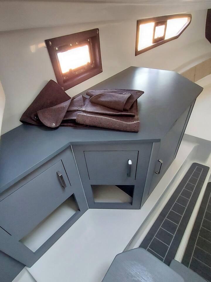 Barca 8 Metri (3 Posti Letto) - Varazze