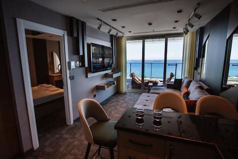 Ottomare Luxury Suite with Private Jacuzzi/Sea View