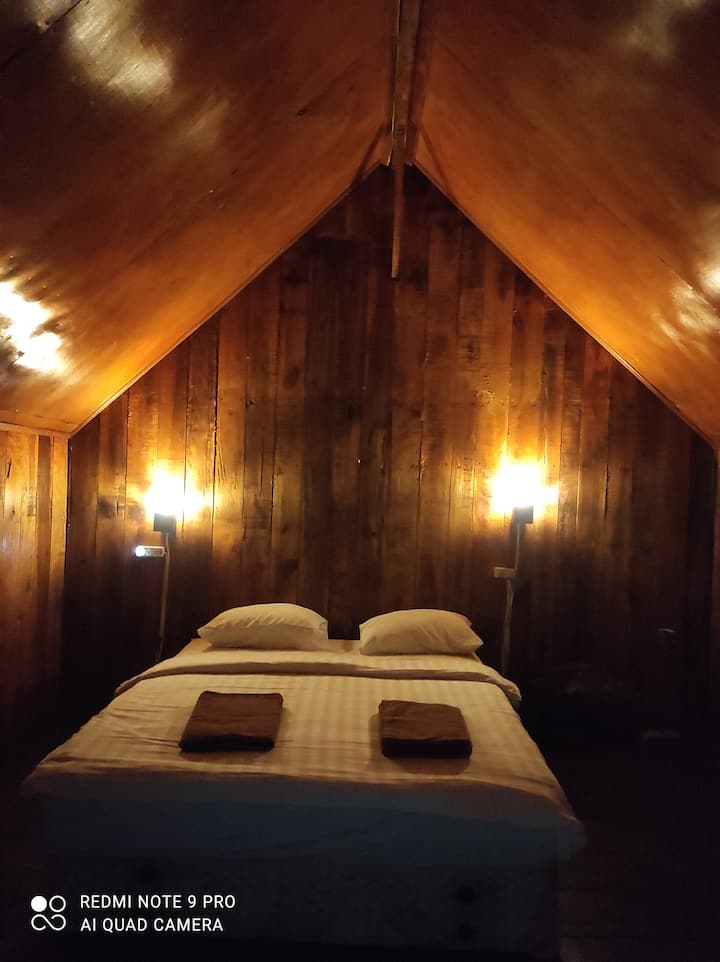 Wana Wooden House - Munduk