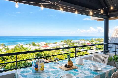 Sea & Mountain Views • Beach and Downtown within Walking Distance