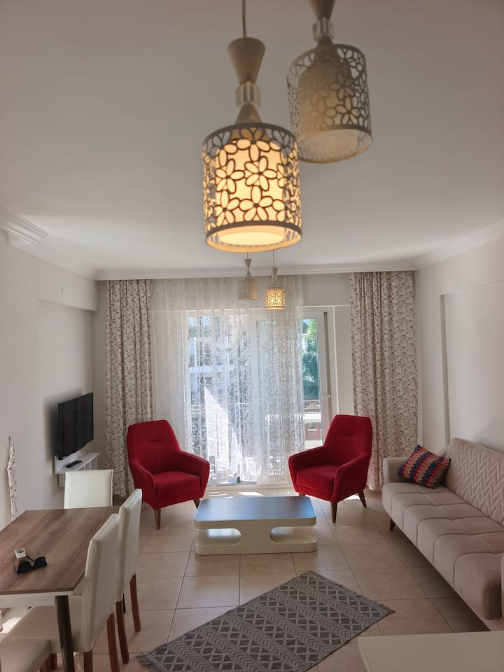 Antalya Kemerde 2+1 Ve 3+1 Denize 200 Metre - Kemer