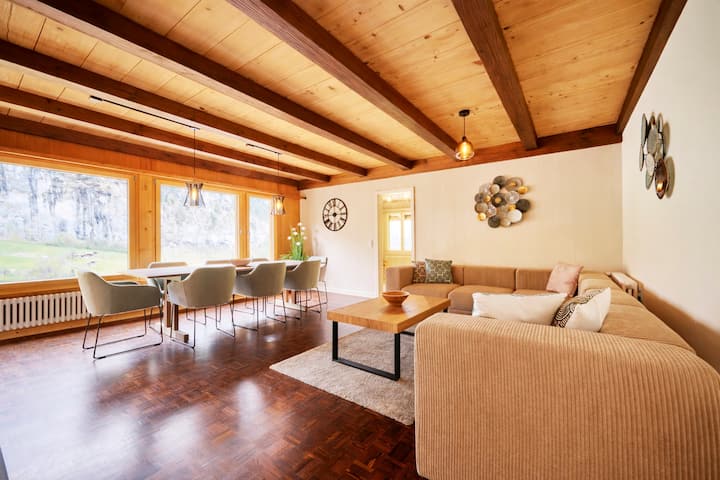 Chalet Mountain Love, Spectacular Views, Spacious - Lauterbrunnen