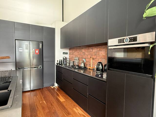 Yer Teneriffe Attic gallery image 4