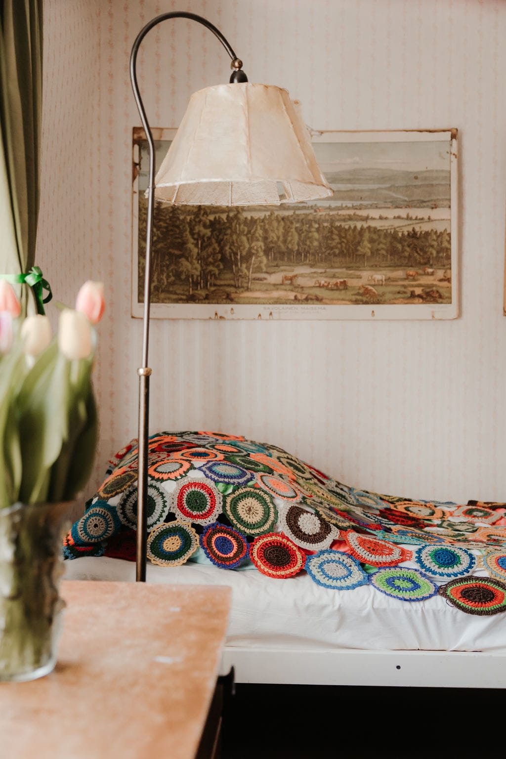 A cozy corner of the sauna room, where the old school teaching board brings a touch of history. A peaceful place to rest and recharge for the day's adventures.