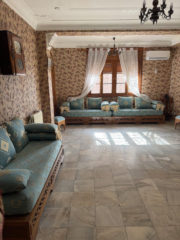 მისაღები ოთახი