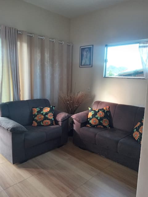 Popular Airbnb listing: A Beautiful House (green corn) in Serro