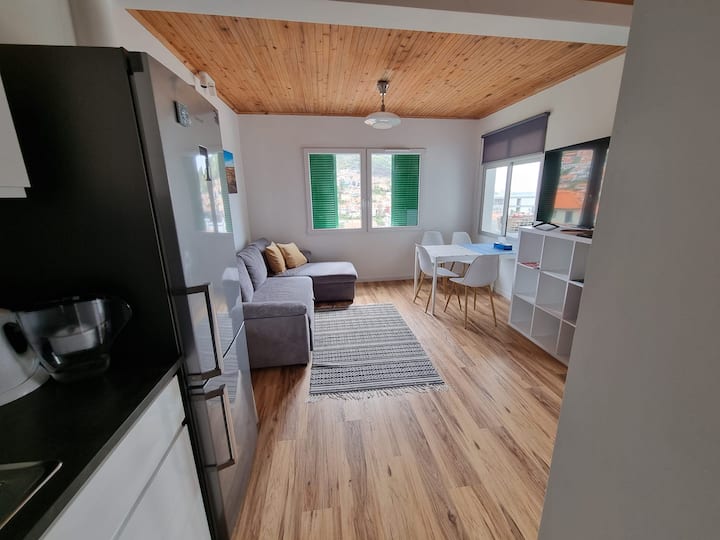 zona e ndenjjes/kuzhina