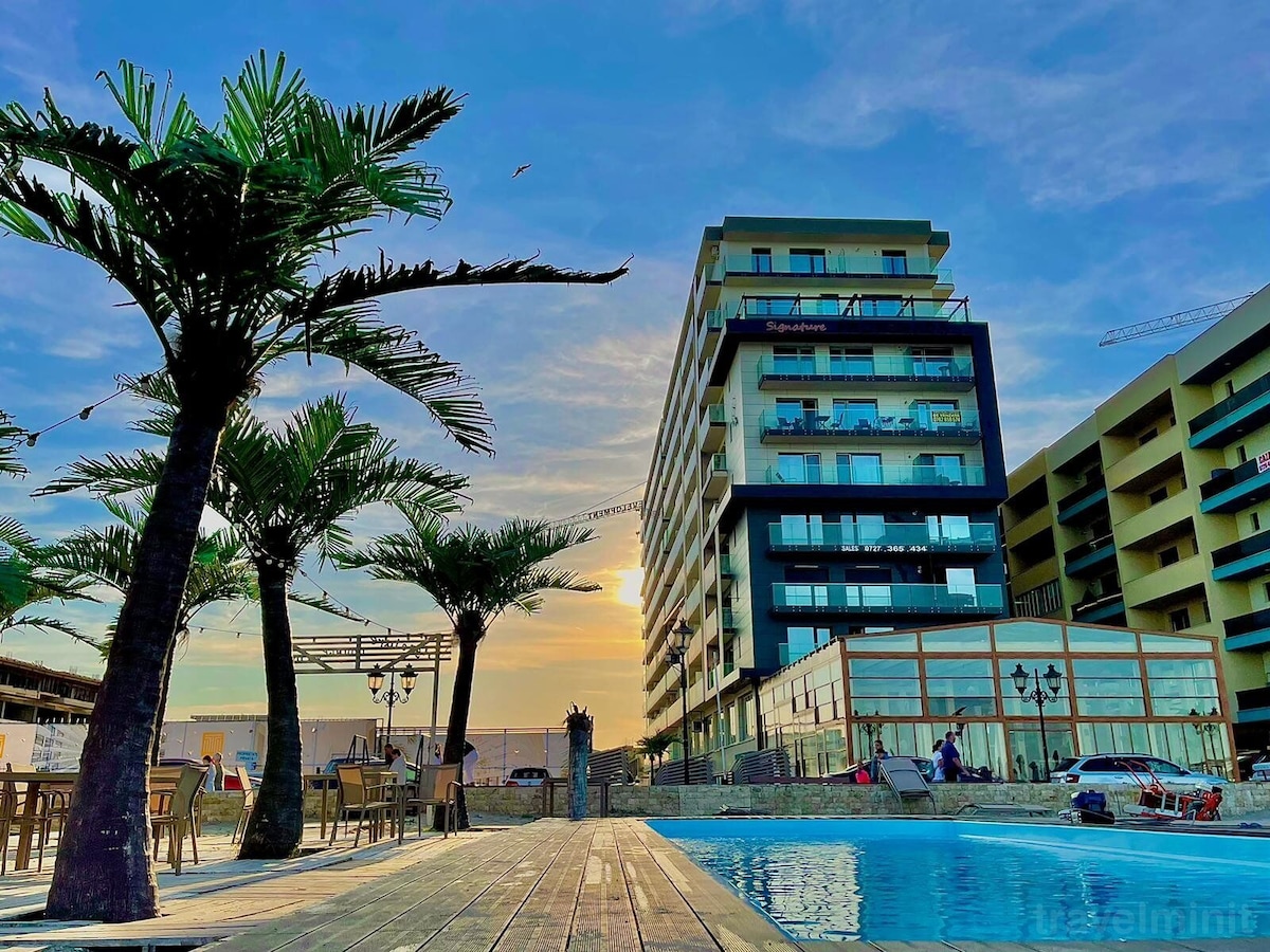 Aqua Vista Signature - Sea View Mamaia — Apartament — închiriere de vacanță cu vedere la mare în Mamaia-Sat, Romania, Constanța, România — fotografia principală a proprietății | Aqua Vista Rentals