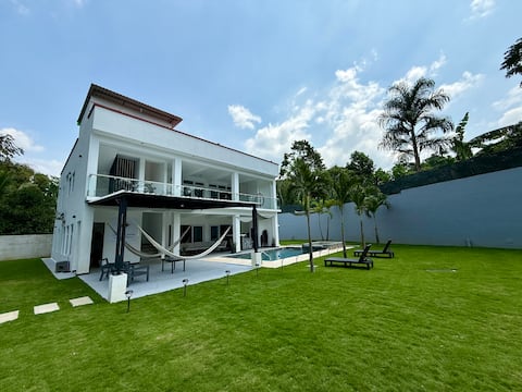 A paradise made House*